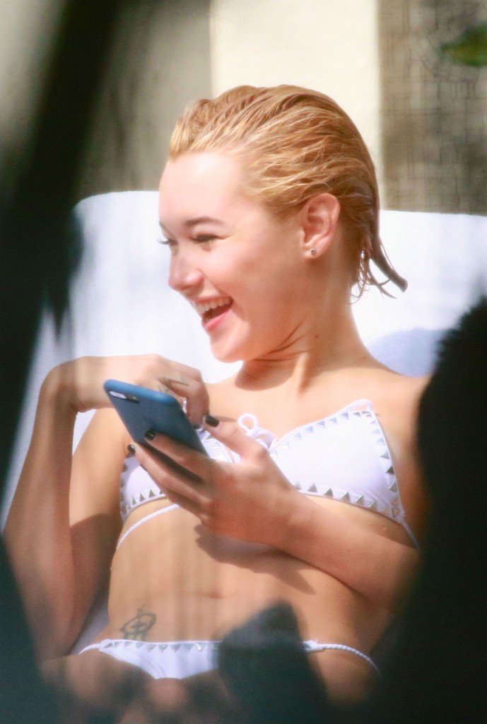 Sarah Snyder & Chantel Jeffries Sexy 3 thefappening.so