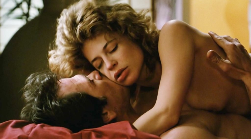 Linda Hamilton Desnuda